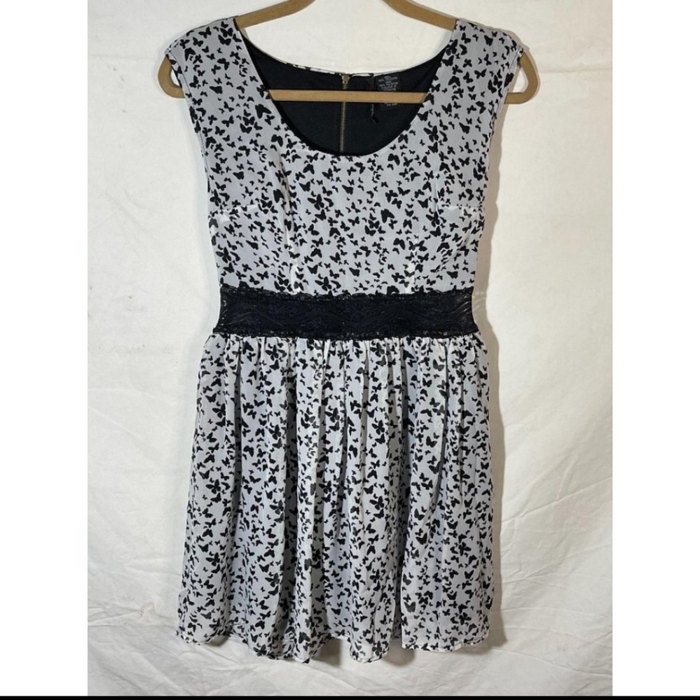 Fire Los Angeles Black and White dress size small